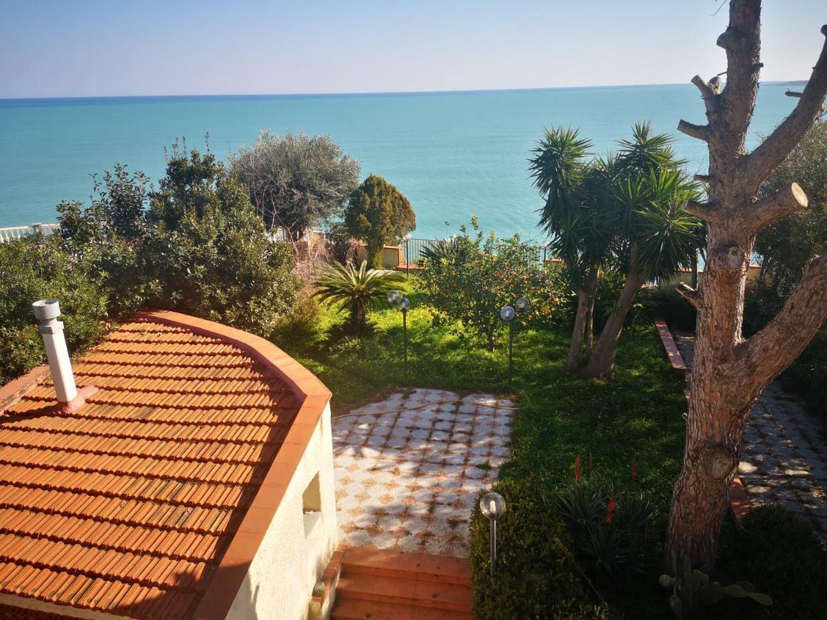 הוילה ברוקולי Casa Di Poseidone מראה חיצוני תמונה